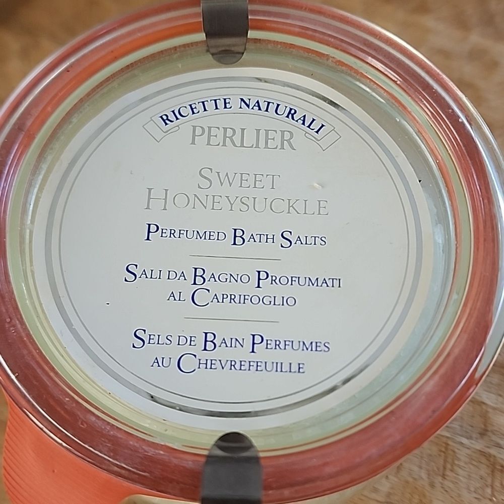 Luxury Italian Perlier Sweet Honeysuckle Bath Salts 17.6 oz